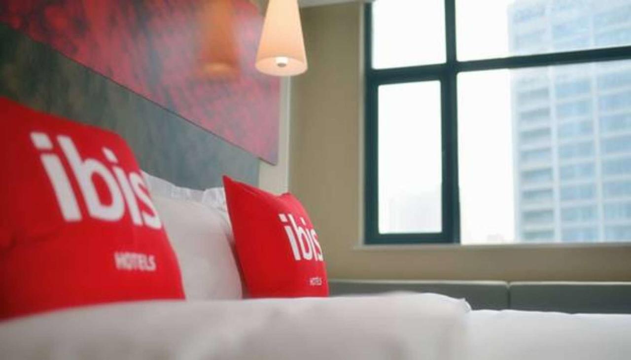Отель Ibis Nanjing Tianyin Avenue Экстерьер фото