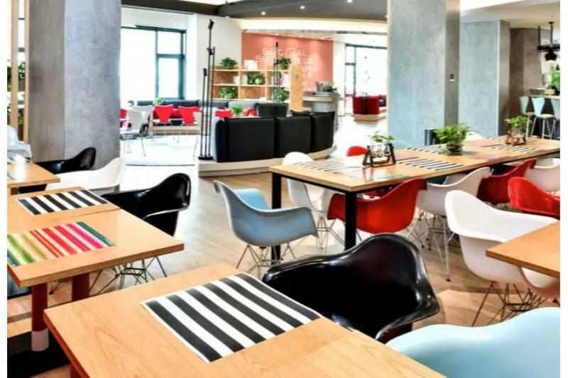 Отель Ibis Nanjing Tianyin Avenue Экстерьер фото